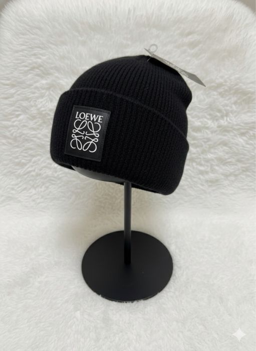 Caciuli/Fesuri de dama si barbat