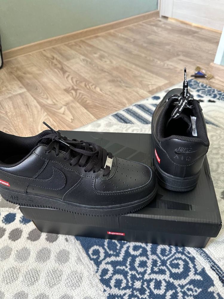 Продам кроссовки| Supreme x Nike Air Force 1