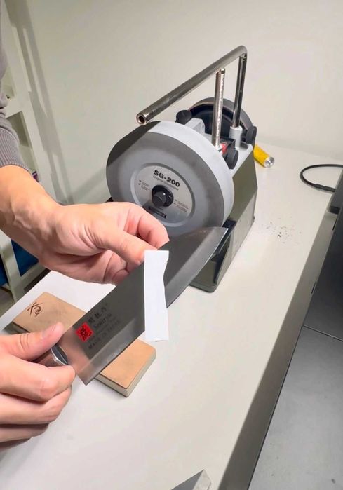 Ascuțire profesională cuțite & foarfeci