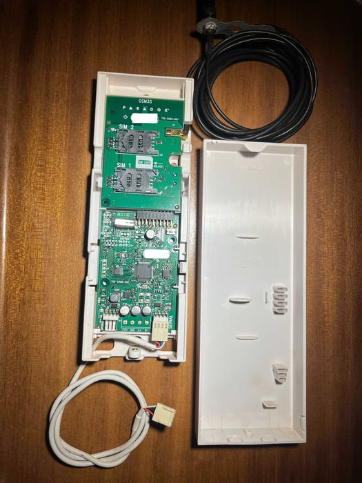 Modul GSM Paradox PCS260E + Antena cu cablu 3.5m