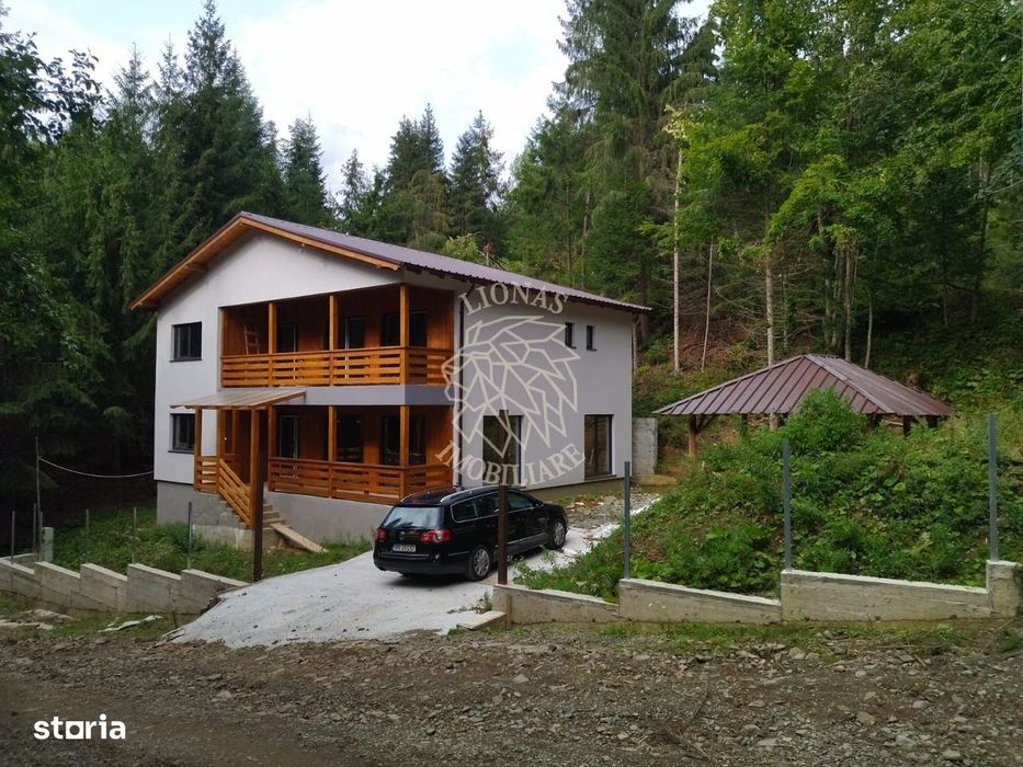 Pensiune Cabana 280mp-teren 1169 mp-foisor-200 m de Lac Colibita