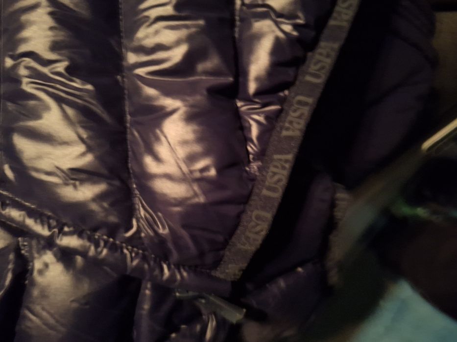 Vând geaca U.S Polo Assn
