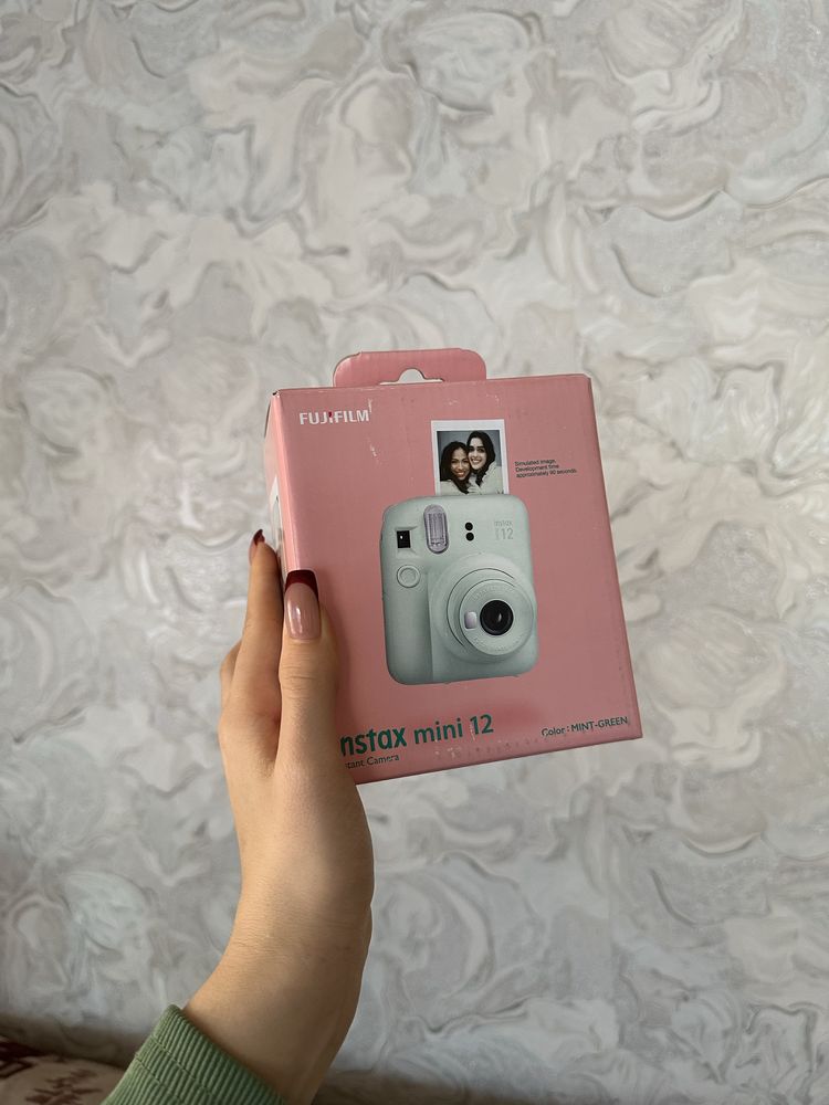 камера instax mini 12