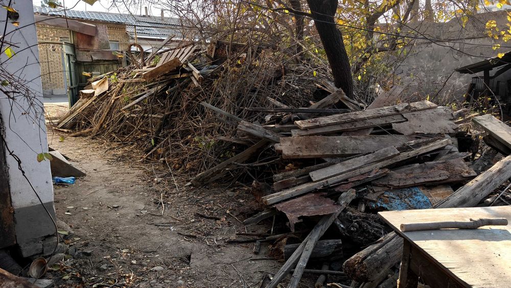 Дрова для чайханы и очага.