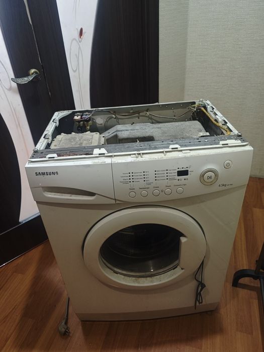 Продам стиралку рабочую на запчасти