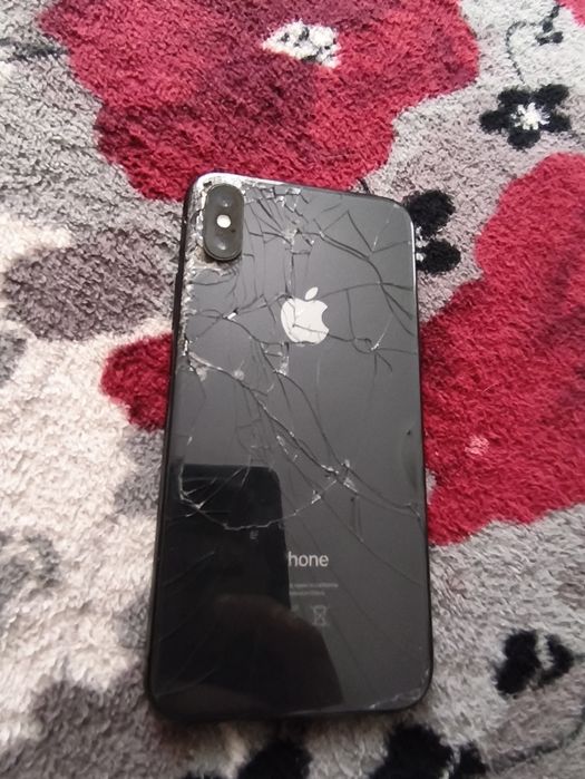 Vând iPhone x 64