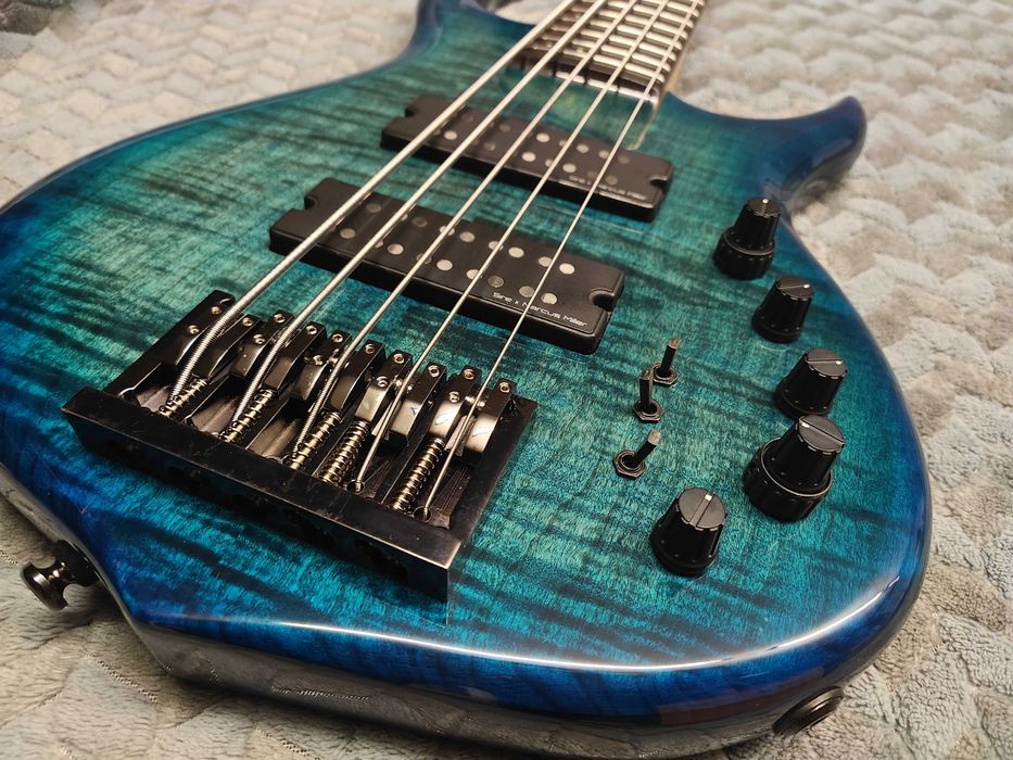 Електрическа бас китара Sire Marcus Miller M7 5String 1st Gen