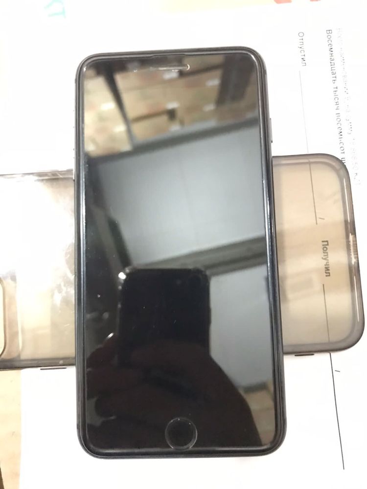 Apple i phone 8 plus