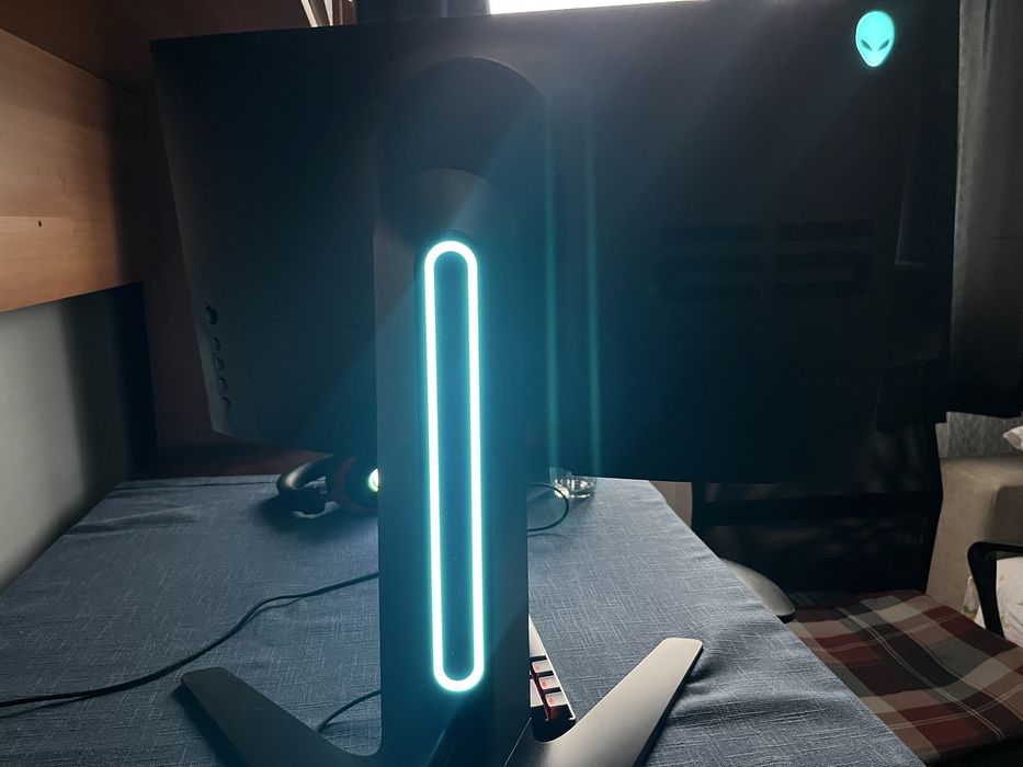 Monitor Gaming Alienware AW2521H 360hz - Monitor de competitii
