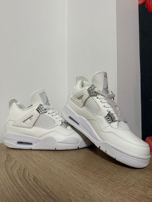 Jordan Retro 4 Pure Money