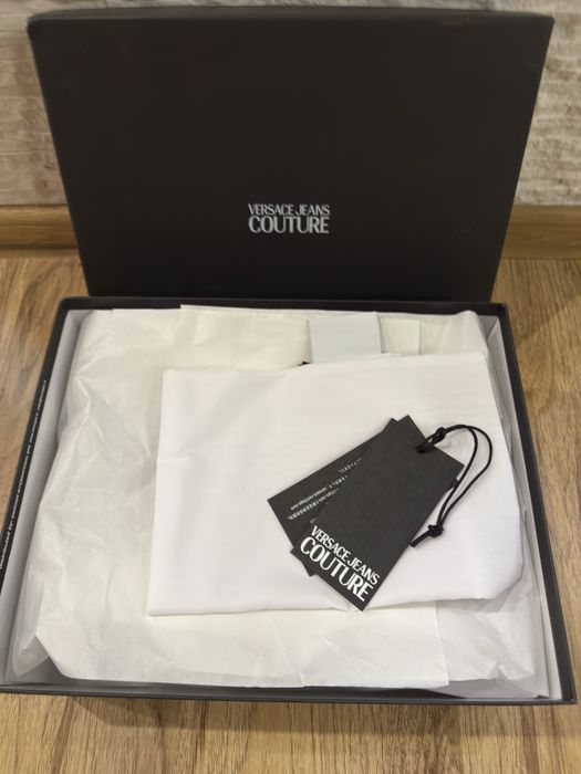 Уникални Versace Jeans Couture, 39 номер