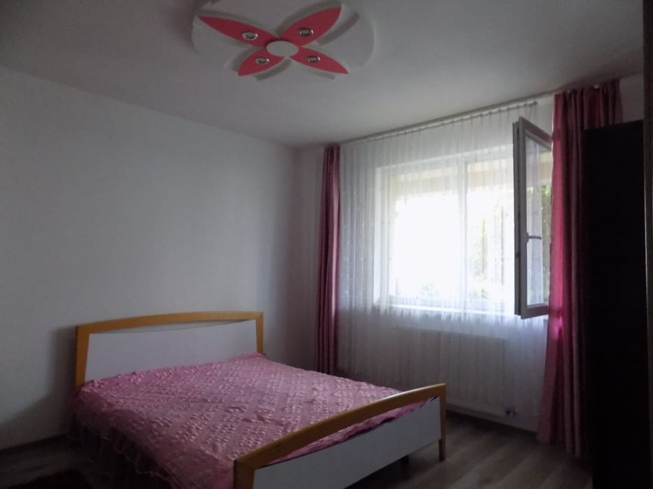 Pf.vand apartament cu doua camere
