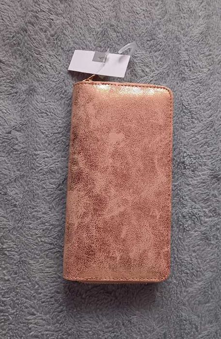 Portofel cu fermoar, nude poleit cu auriu