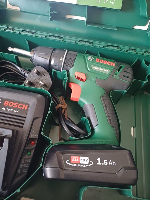 Filetanta  BOSCH 18 V cu percutie din Anglia