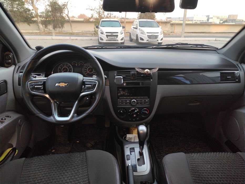 Продаётся Chevrolet Lacetti Elegant plus