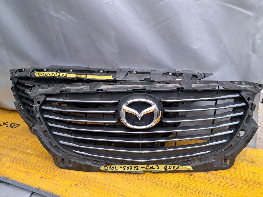 Грил решетка Мазда Цх3  Mazda CX 3
