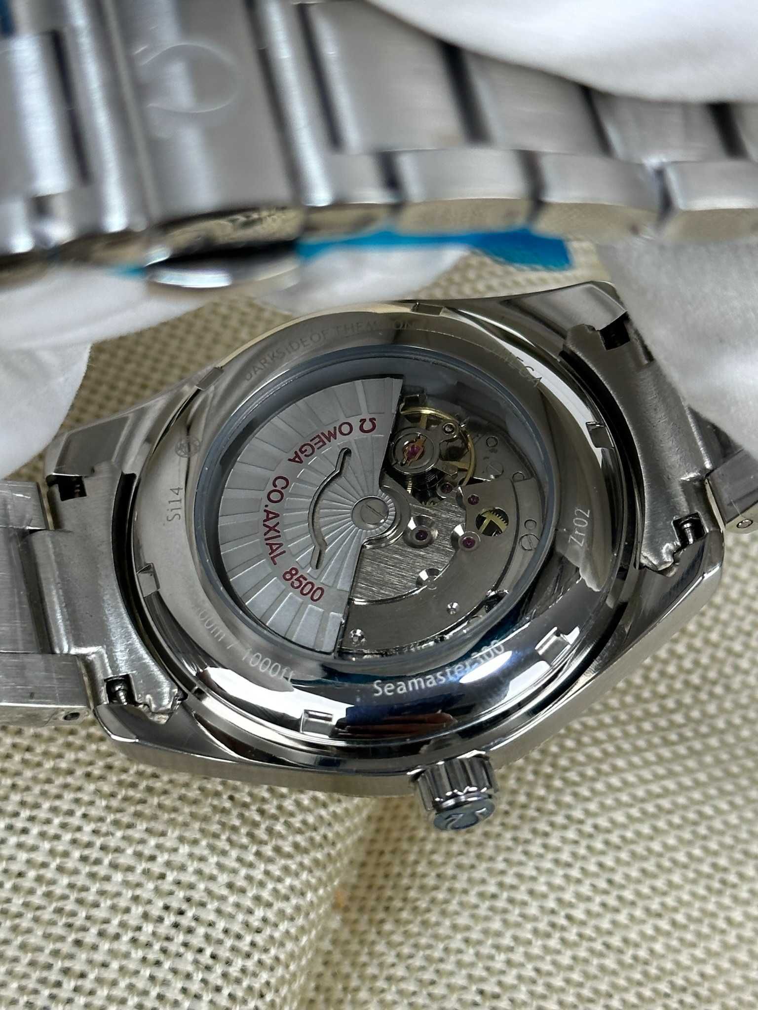 Omega Seamaster Aqua Terra Spectre Bond Steel 41.5 MM