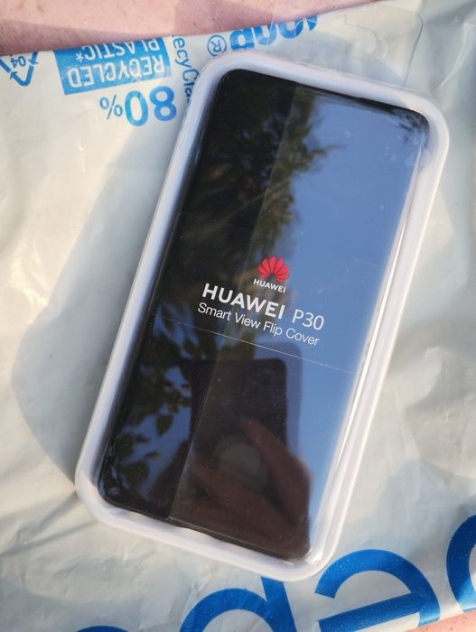 Vând diferite huse preturi accesibile mai multe bucăți