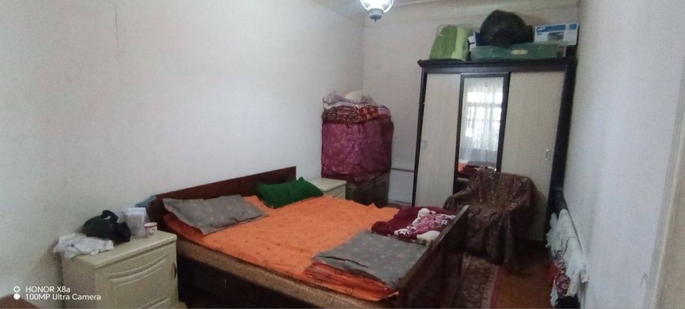 Продам участок Кибрай центр 8 комнат 7 сотки Qibray markazida uchaska