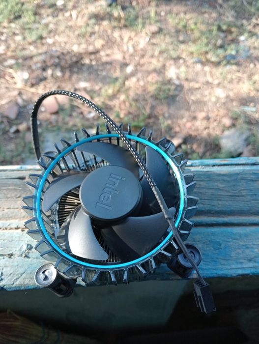 Cooler procesor stock