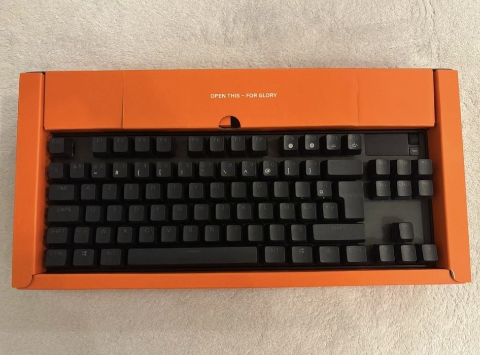 Геймърска клавиатура SteelSeries Apex Pro TKL Wireless