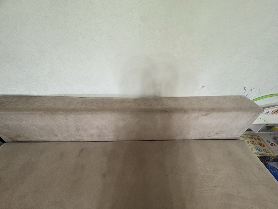 Продается диван, 2 метра. Цена 21 тысяч