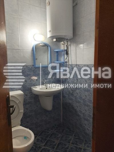 Дава се под наем Двустаен апартамент в Бургас, Меден рудник - зона Б - 60 кв.м за 230 € - Снимка #3