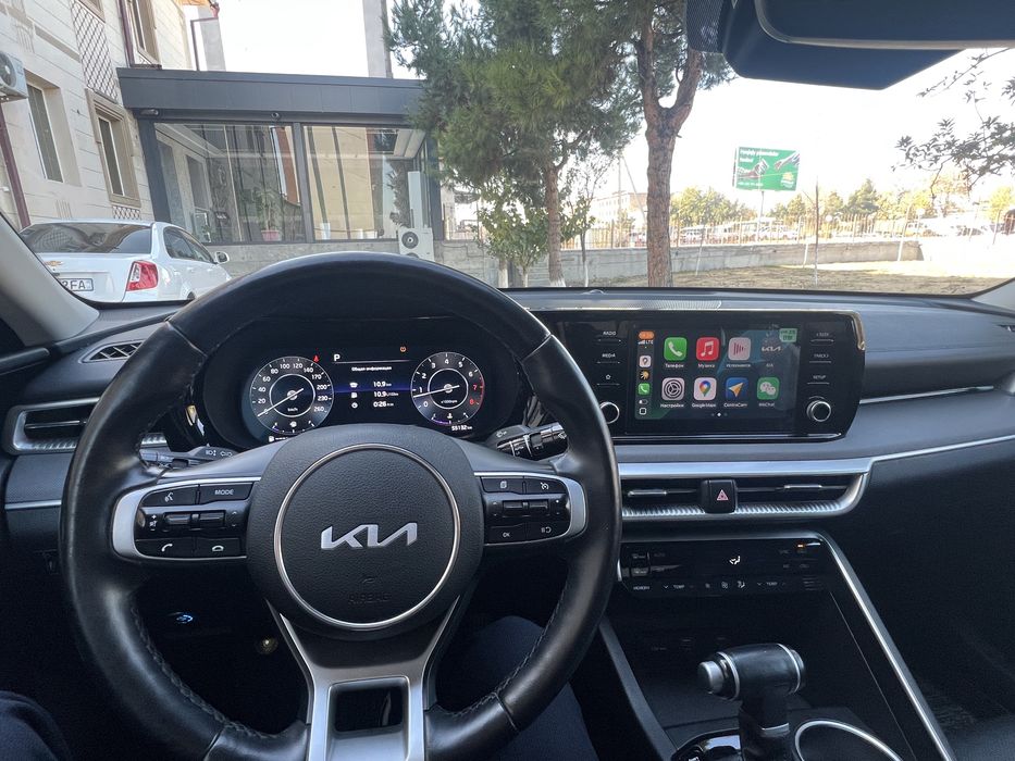 Kia K5 Prestige light