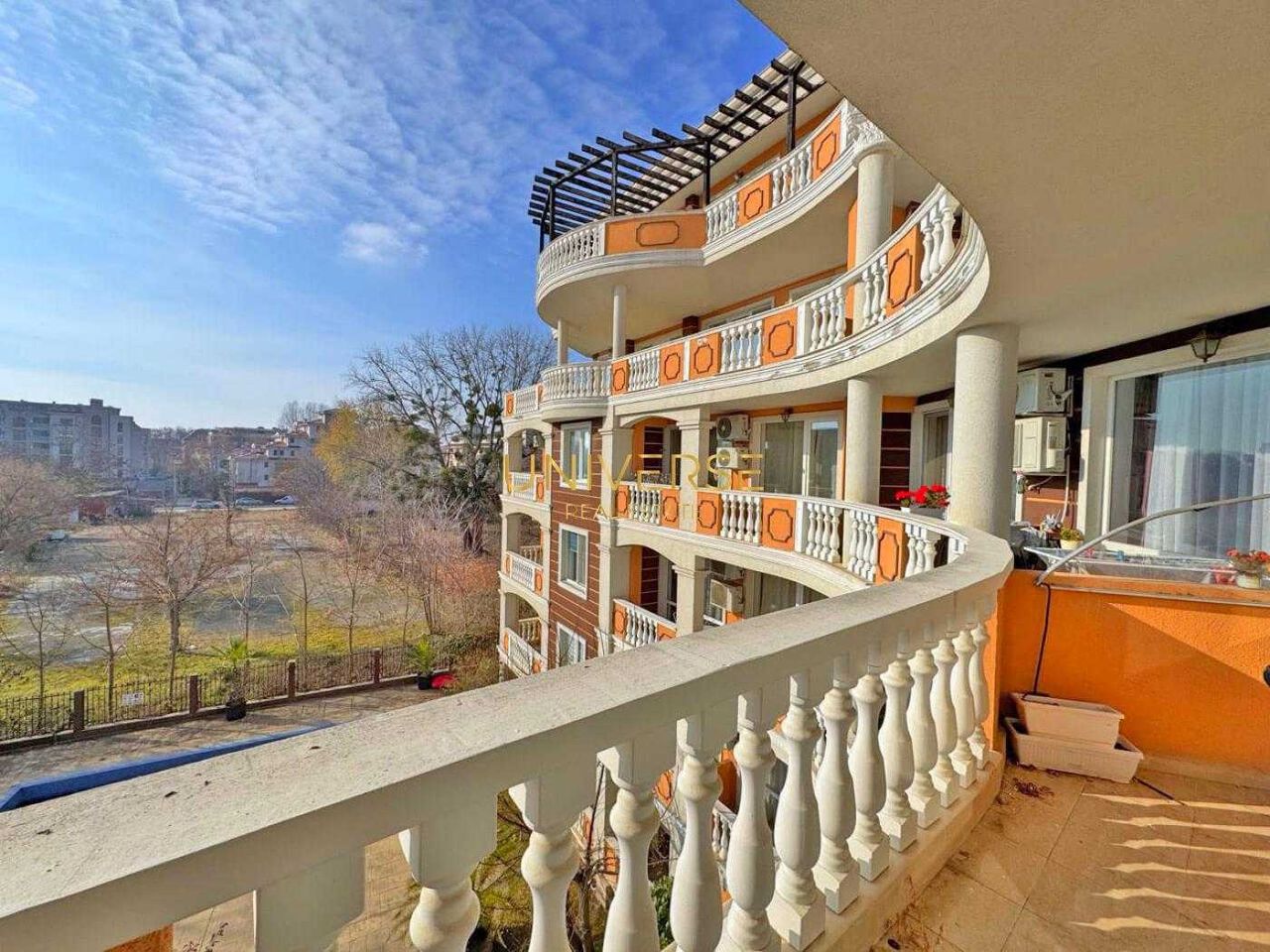Продава се Двустаен апартамент в к.к. Слънчев бряг - 53 кв.м за 1095 €/кв.м - Снимка #11