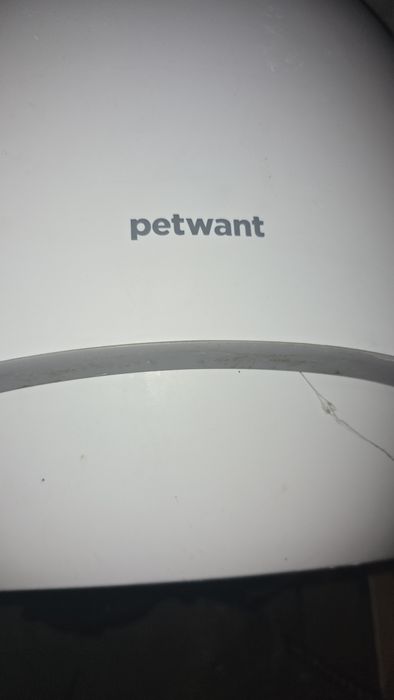 Котешка тоалетна