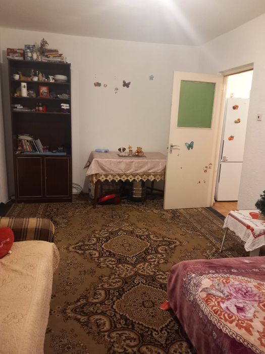 Apartament 2 camere de vanzare