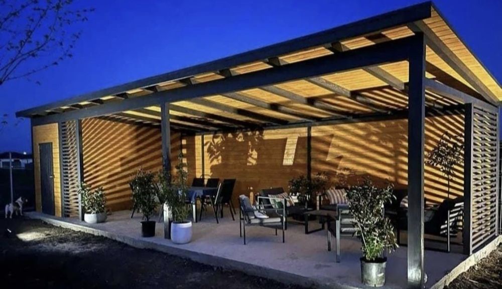 Construim foișoare și magazin din lemn