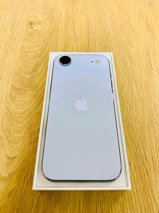 НОВ !!! Apple iPhone Air, 256GB, 5G, Sky Blue
