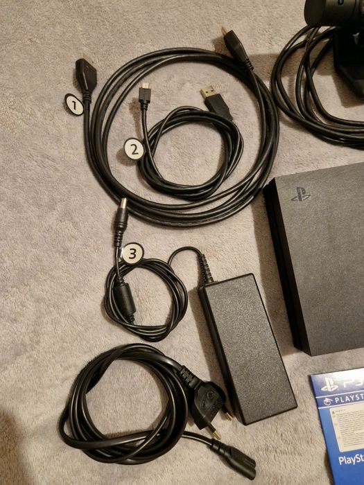 Playstation VR cu toate accesoriile și CD jocuri
