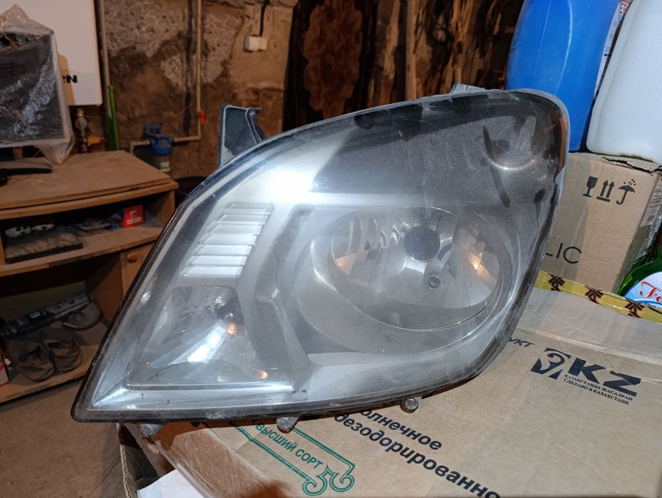 Газель Некст фара