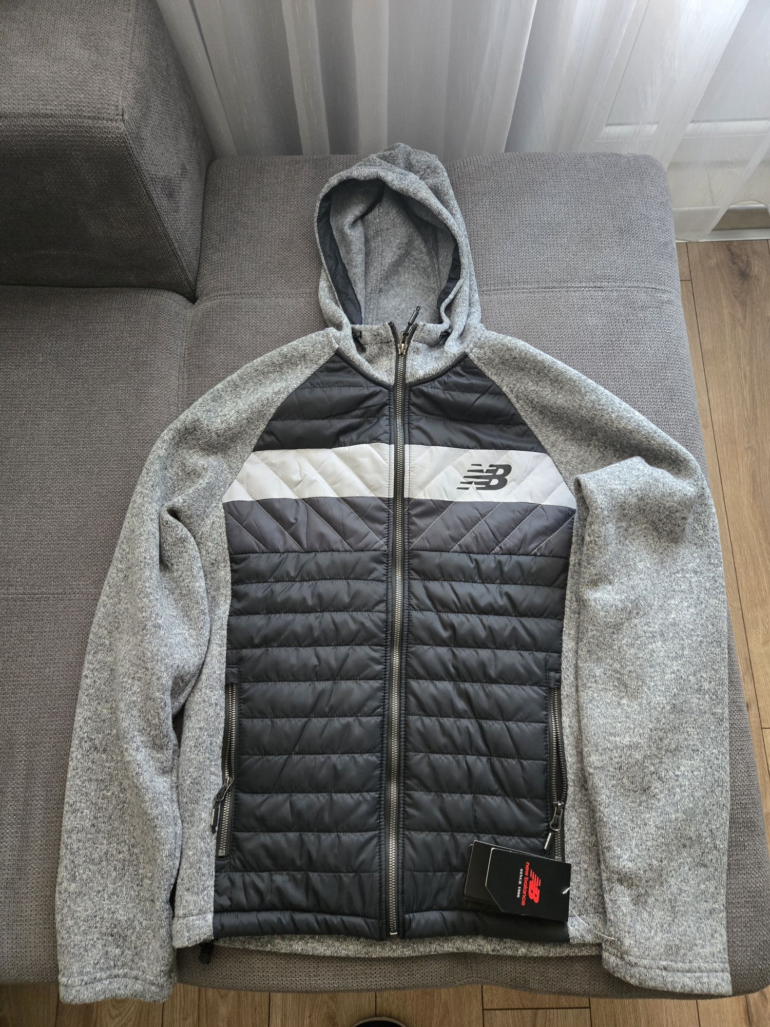Оригинална жилетка New Balance суичър