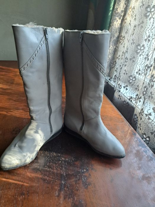 Срочно!Тренд сезона!Стильные женские кожаные сапоги.Цена-17 000 тн.