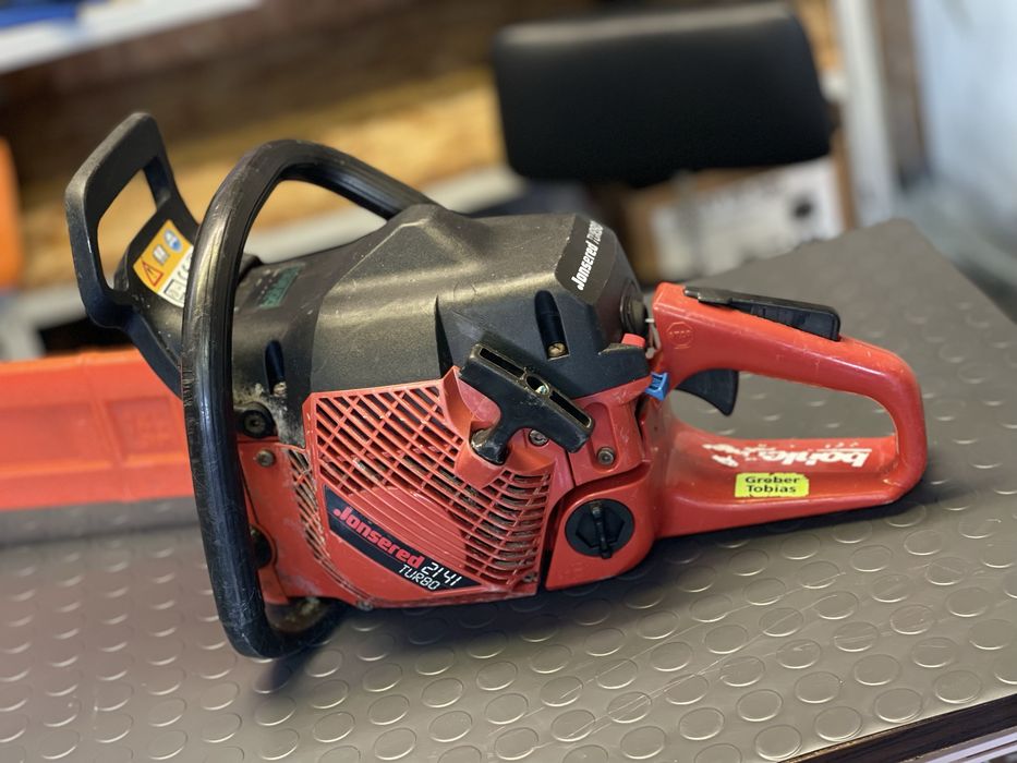 Бензинов верижен трион Jonsered 2141 TURBO