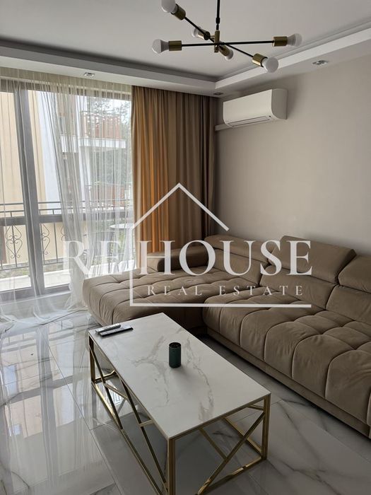 2-стаен в Варна, област-к.к. Св.Св. Константин и Елена площ 68 цена 2