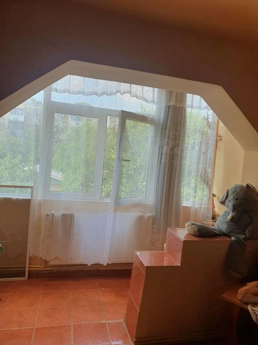 Apartament cu 3 camere