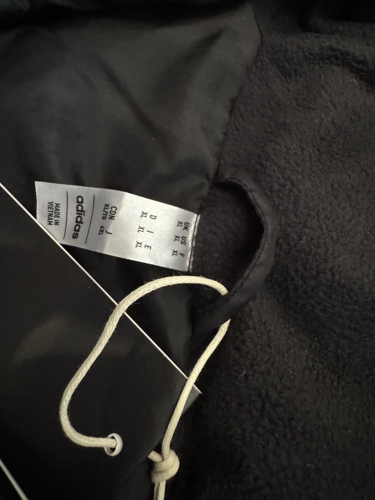 Adidas мъжко зимно яке xl