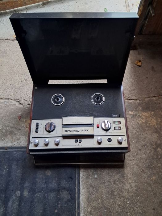 Magnetofon Majak 203 si 20 de benzi