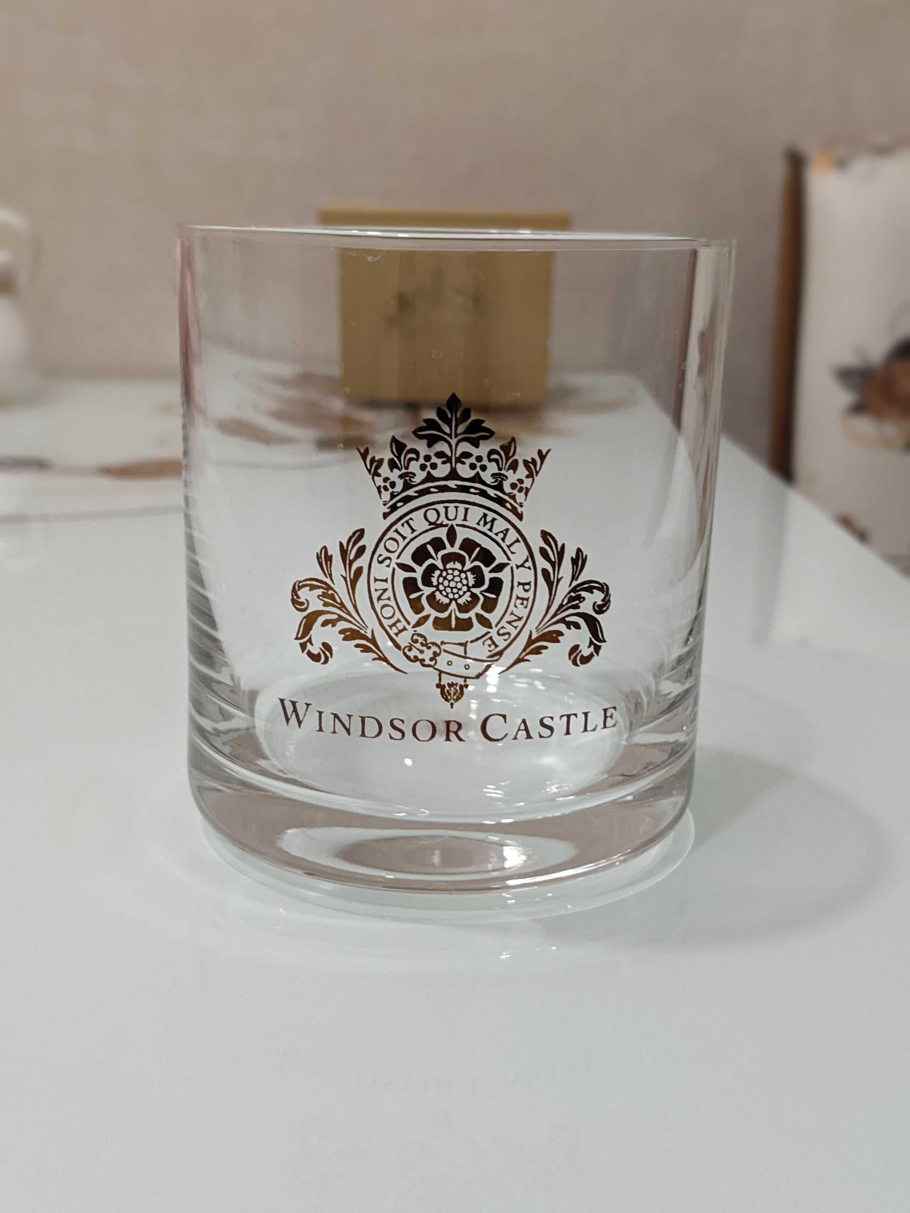 Стакан  украшенный
 22-каратном золотом  Windsor castle tumbler