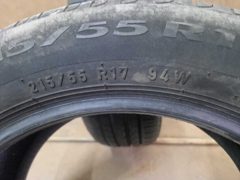 2 Pirelli R17 215/55
летни гуми
DOT0320