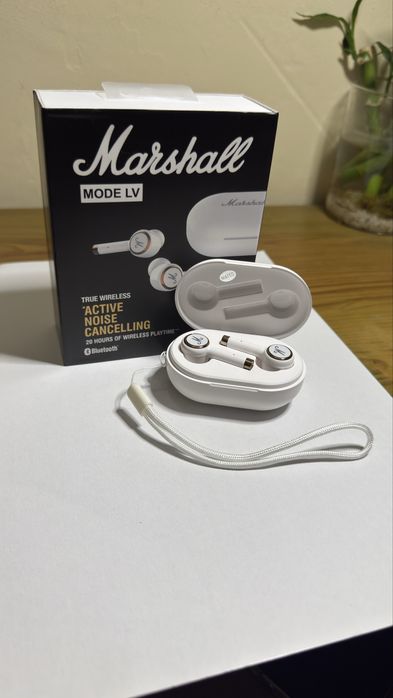 Продам беспроводные наушники