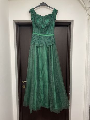 Rochie verde lungă