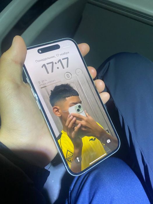 айфон 16 с гарантией