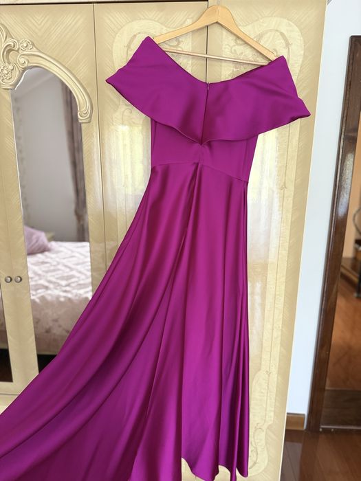 Rochie satinată fucsia