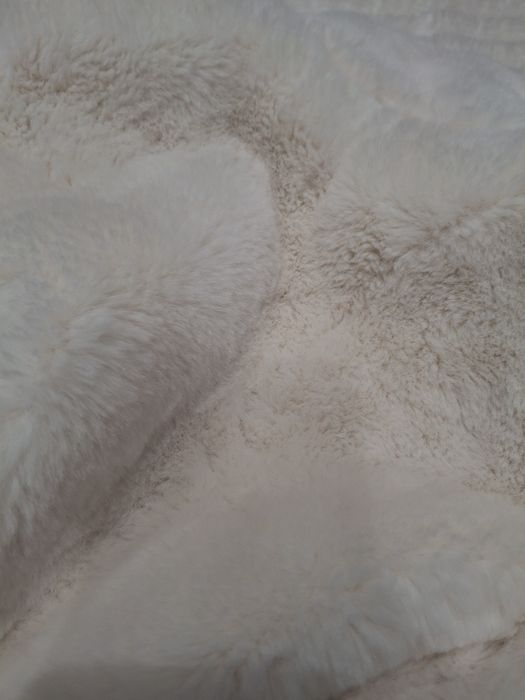 Пухкав елек. С размер, носен веднъж.