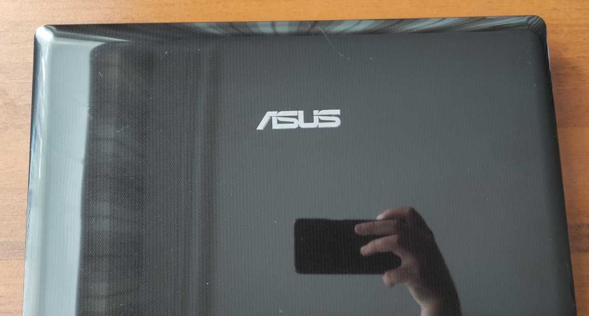 Asus k52f 6GB RAM 250 SSD